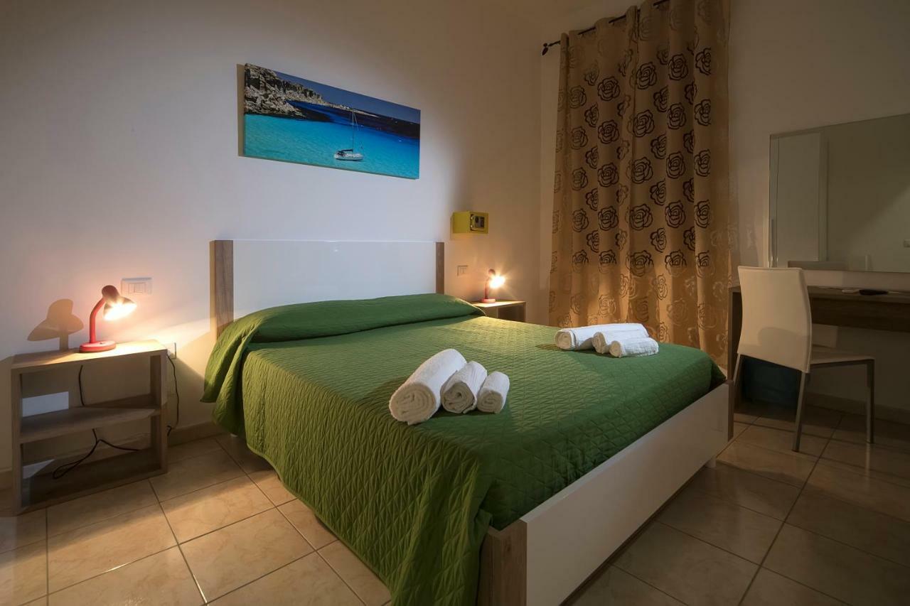 Home Sweet Home Trapani Bagian luar foto
